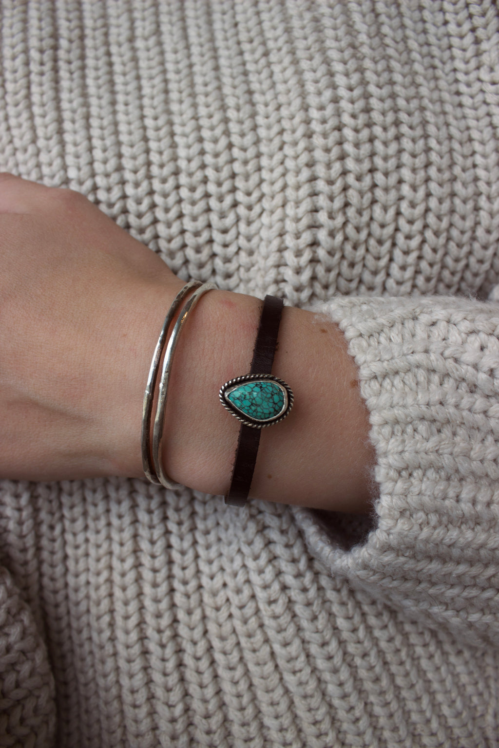 Turquoise leather bracelet