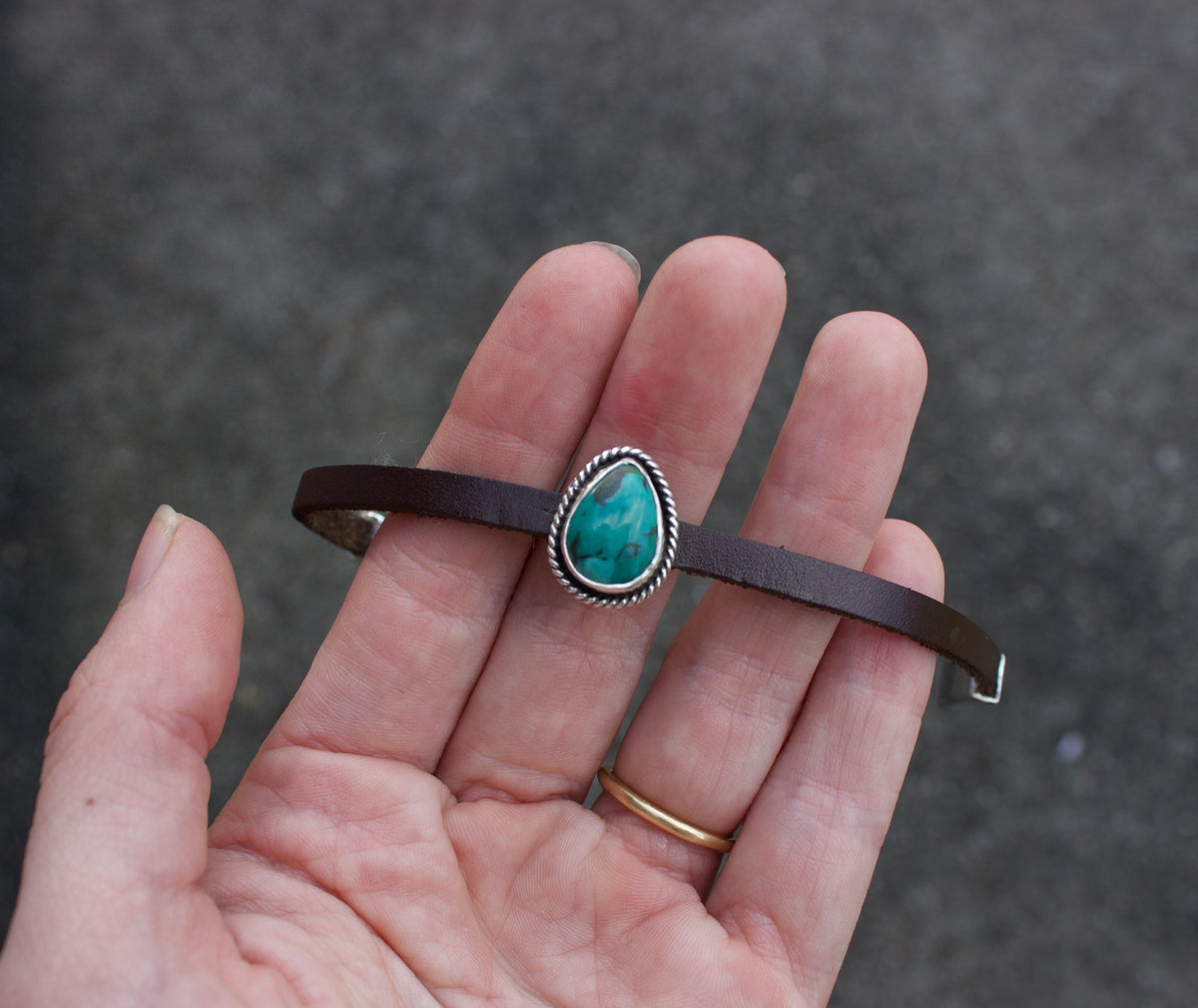 Turquoise leather bracelet